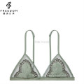 Chine personnalisé et en gros images de hot girl dentelle transparente décorée triangle typique dernière mode sexy soutien-gorge